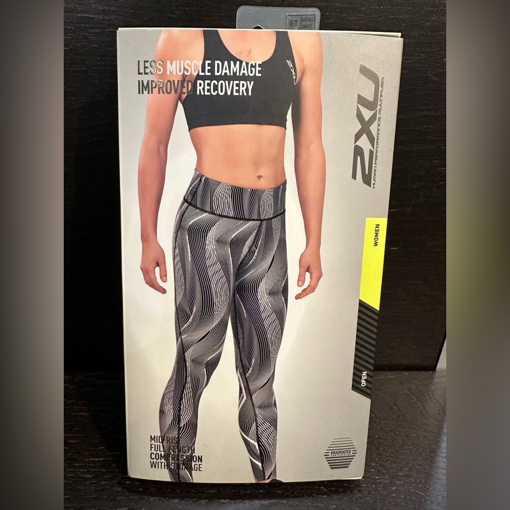 2XU Women’s Print Compression Full Length Tights